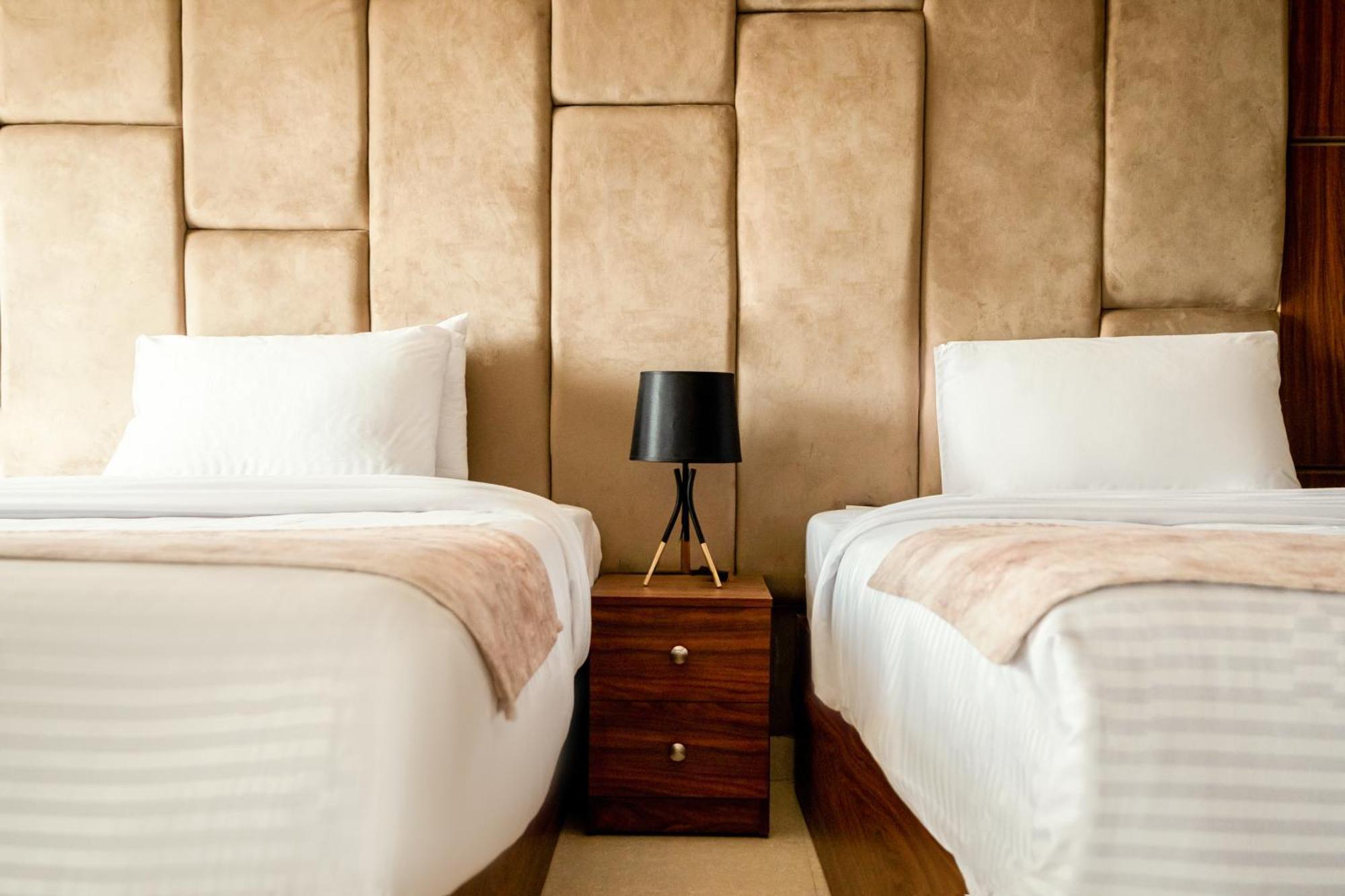 Kafret el-Gabal Peace Inn West Pyramids Cairo מראה חיצוני תמונה
